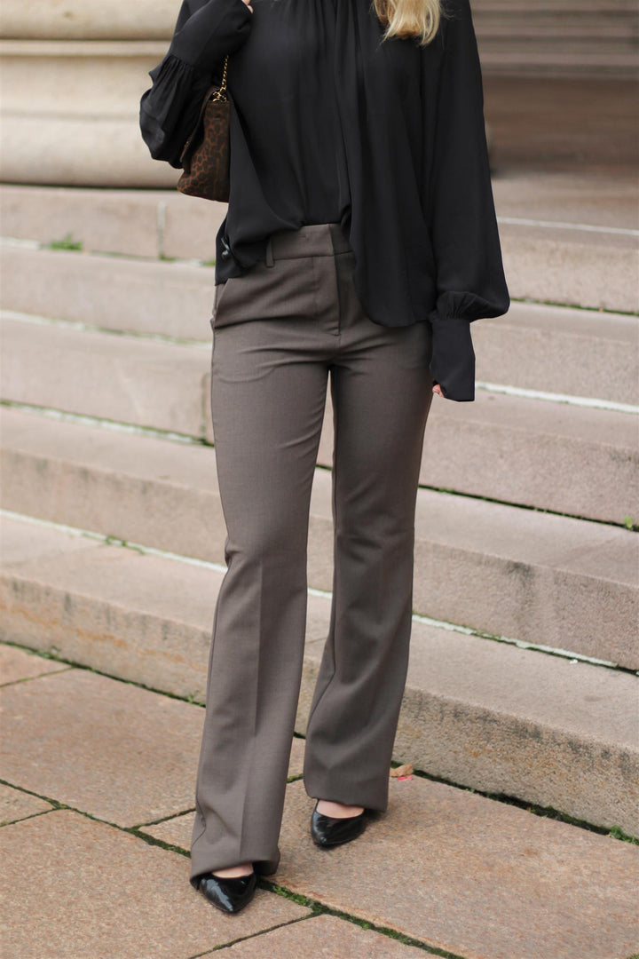 Five Units - Clara long