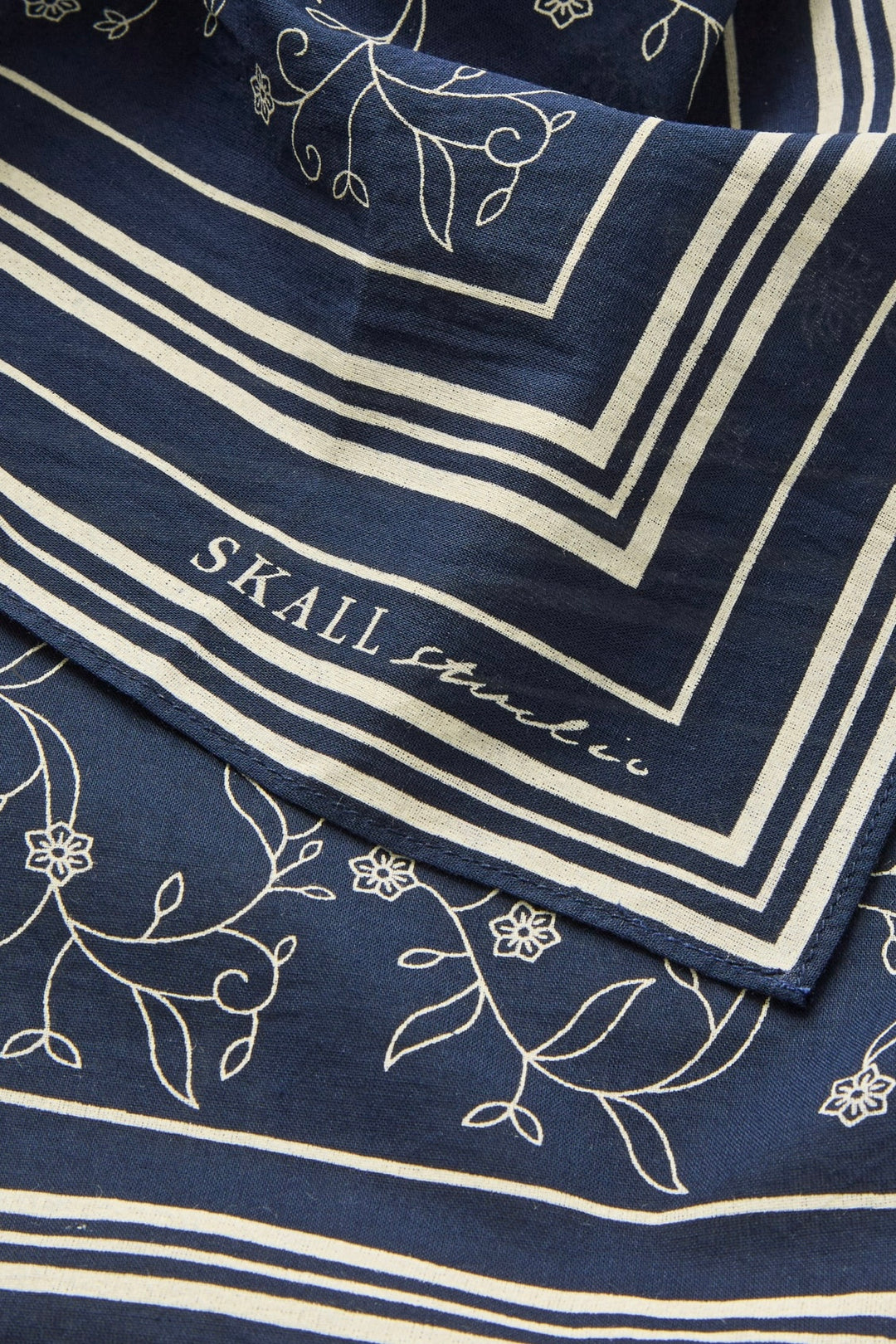 Skall Studio - Skall Classic Scarf 90*90