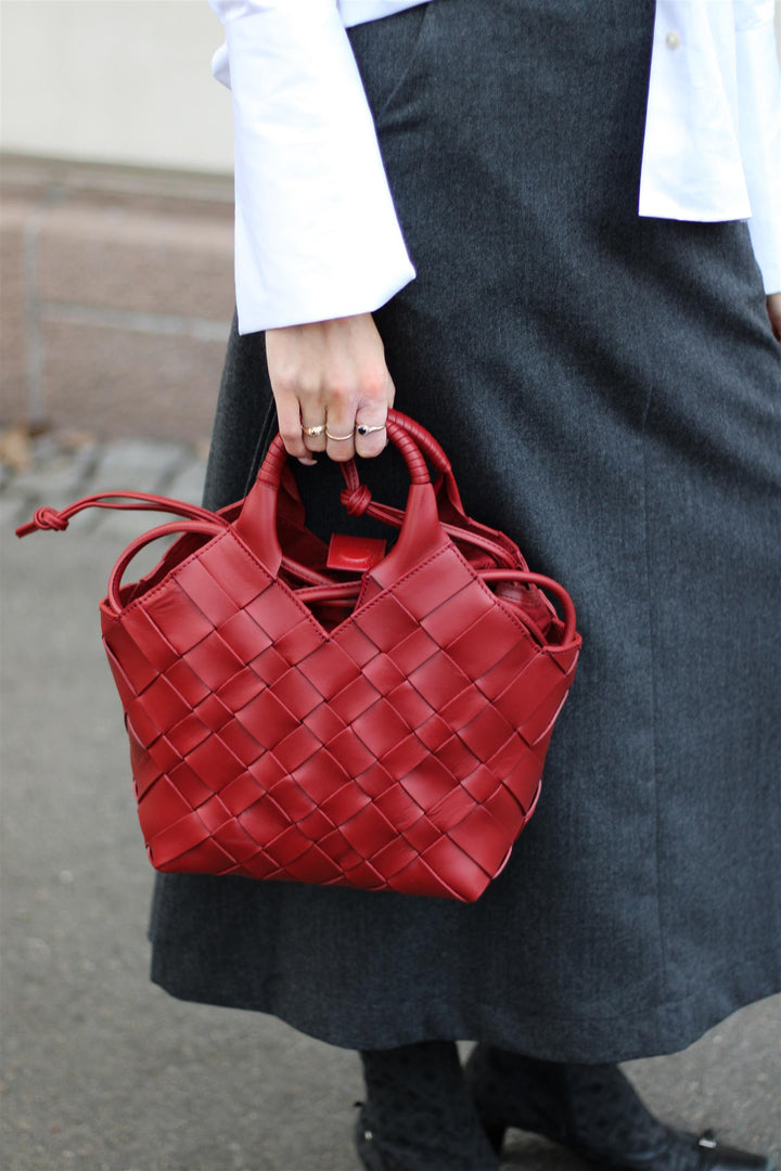 Cala Jade - Misu Falu Red