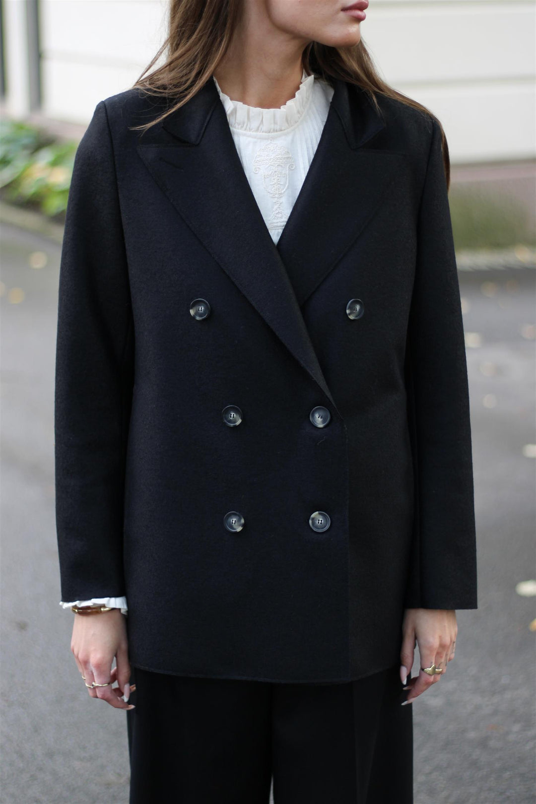 Harris Wharf - Slouchy Peacoat with s.p. light pressed wool