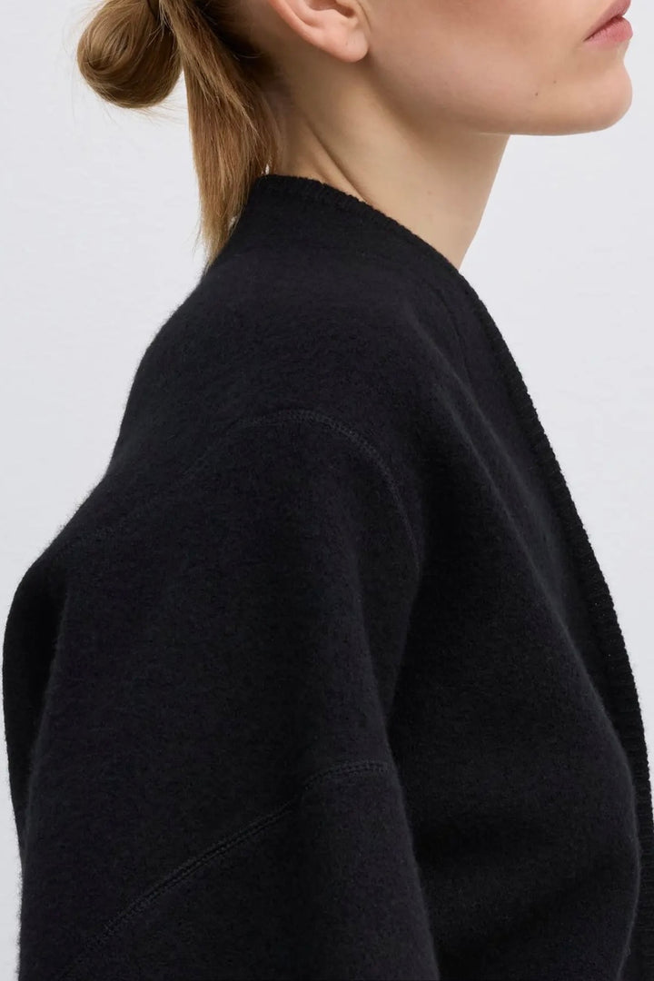 Dagmar - Short Wool Cardigan