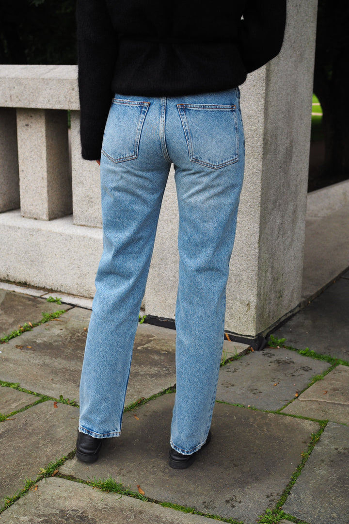 Dagmar - Straight Leg Denim