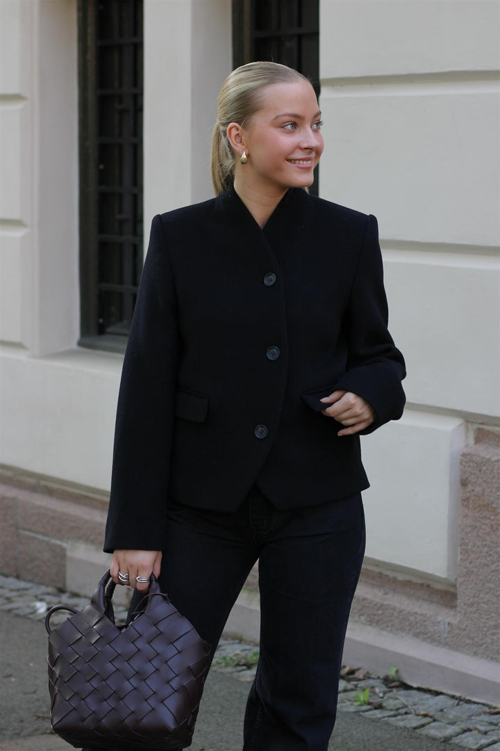 Dagmar - Short Curved Jacket