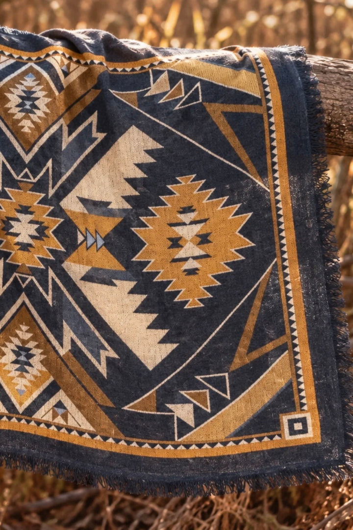 Corné - Canyon Navy Beige
