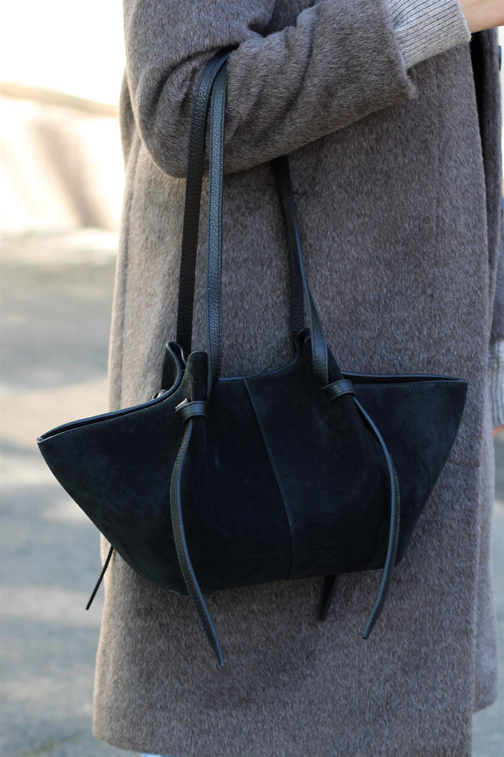 Yuzefi - Mochi Suede Black