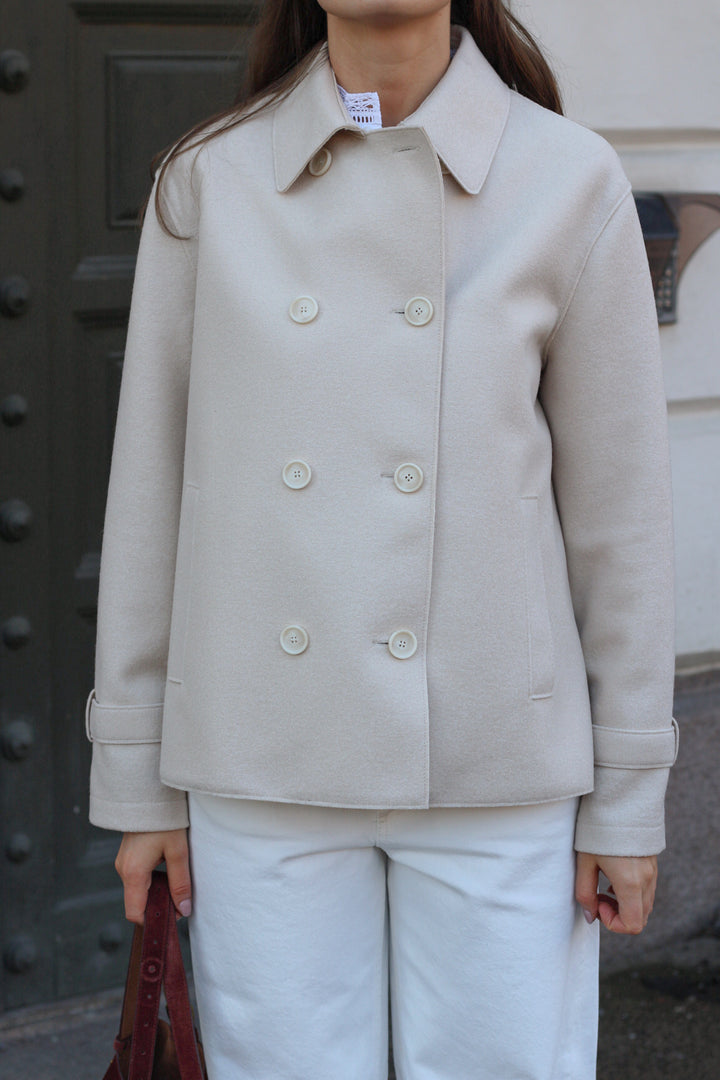 Harris Wharf - Women oversized short trench light pressed	wool