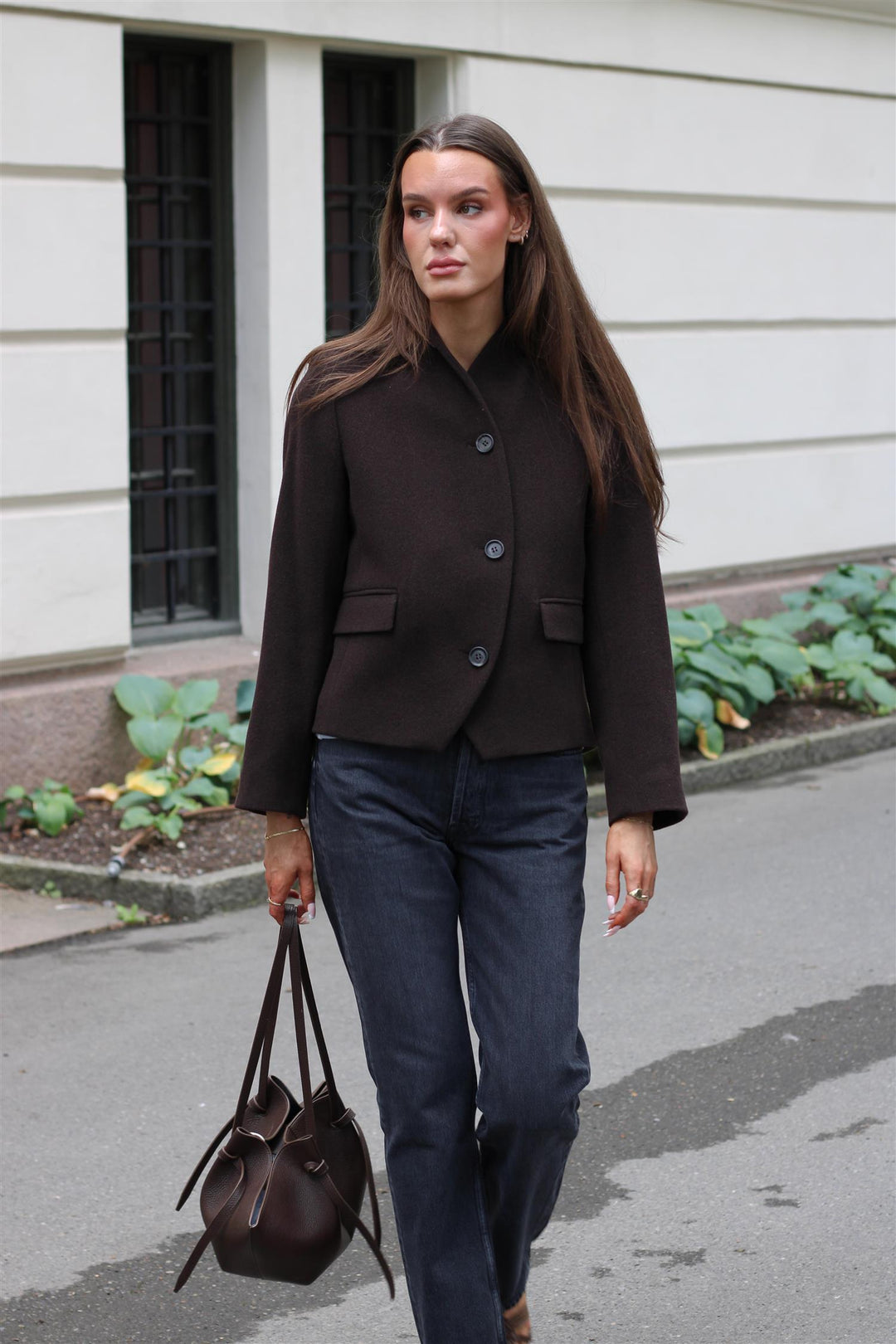 Dagmar - SHORT CURVED JACKET