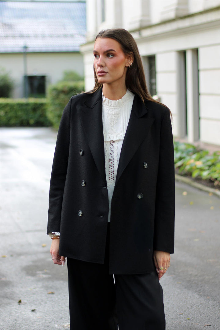 Harris Wharf - Slouchy Peacoat with s.p. light pressed wool