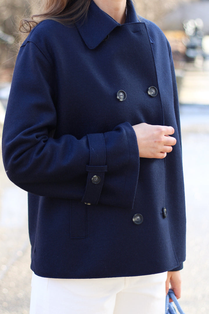 Harris Wharf - Women oversized short trench light pressed	wool