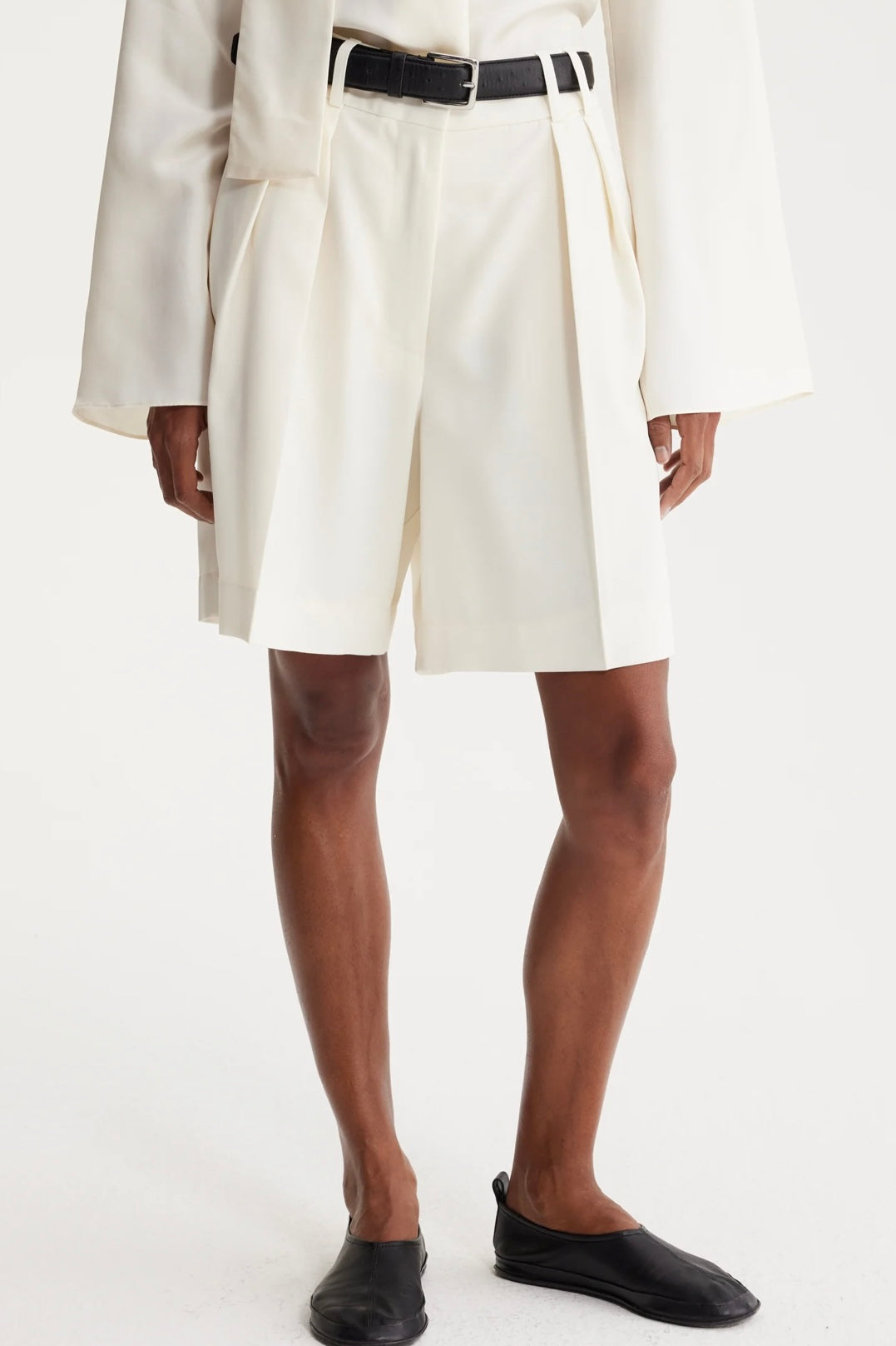 ROHE -  Tailored wide leg shorts