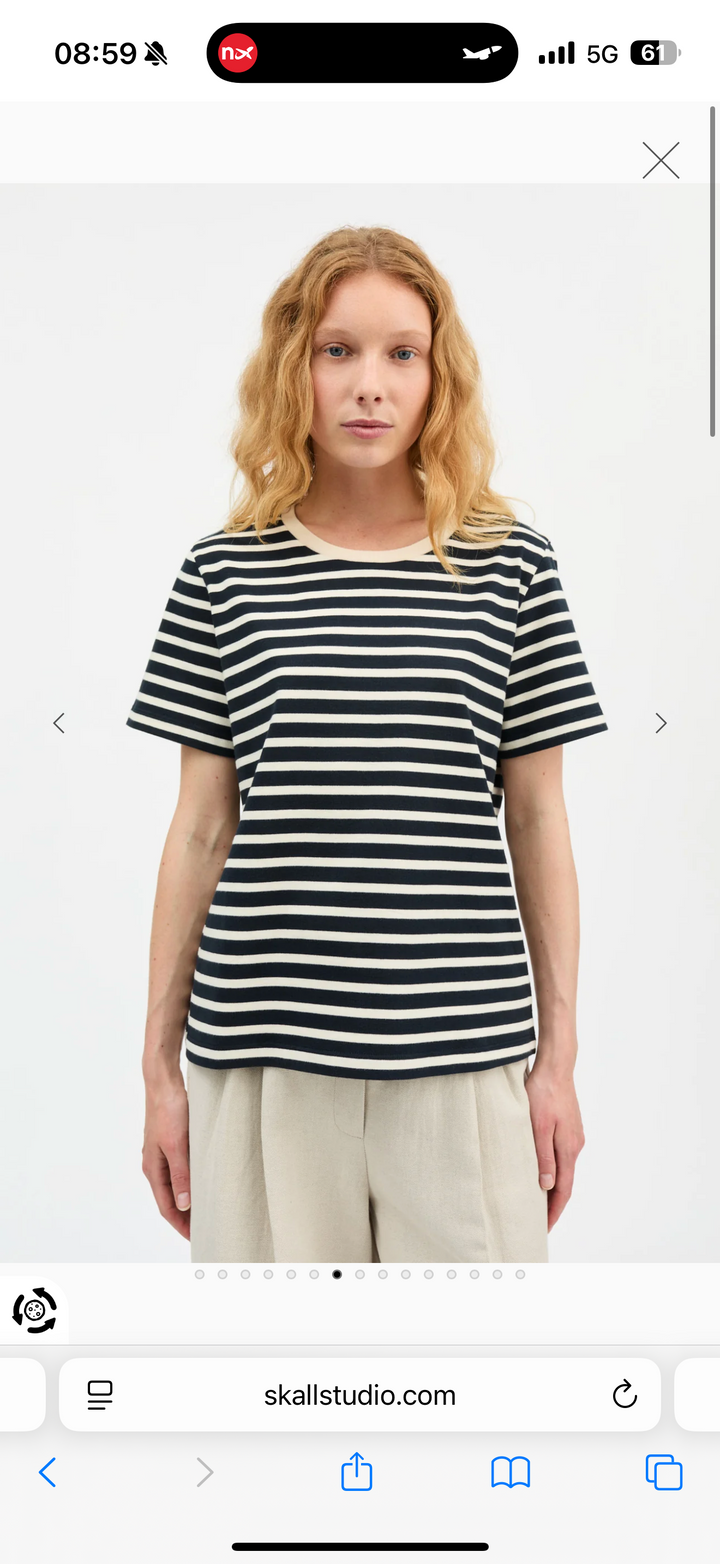 Skall Studio - Marron Regular Tee