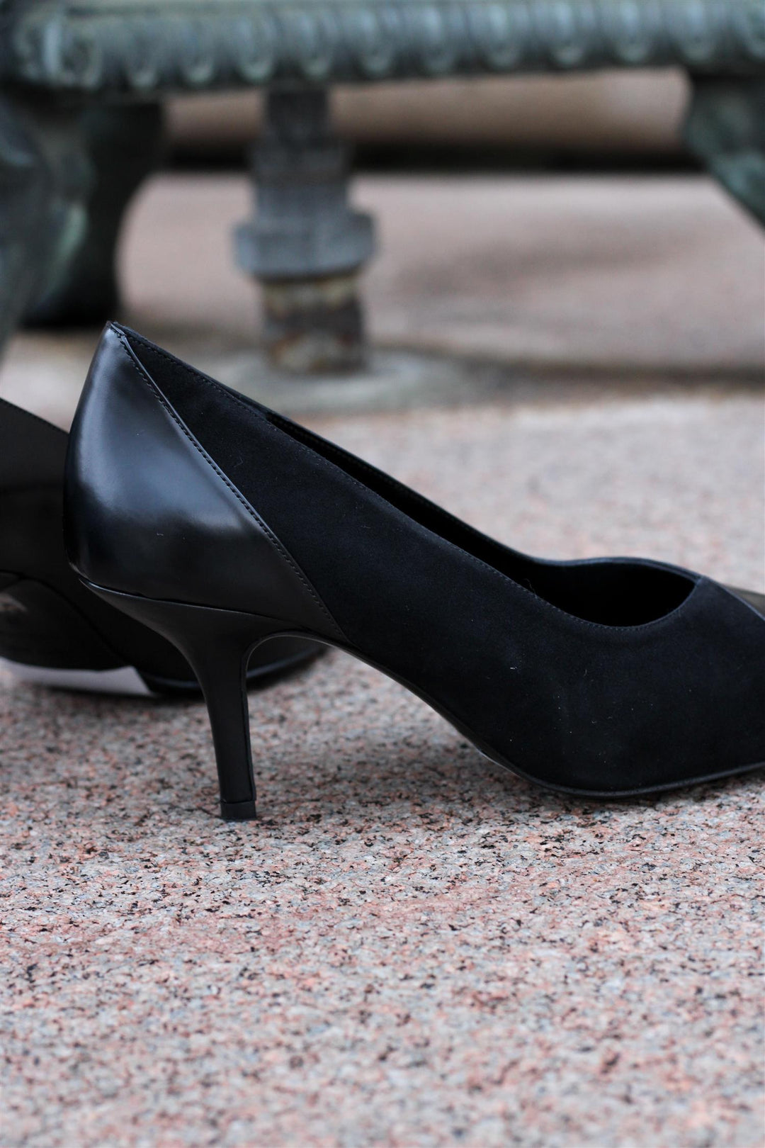 Anine Bing - Devon Pumps high shine and matte black