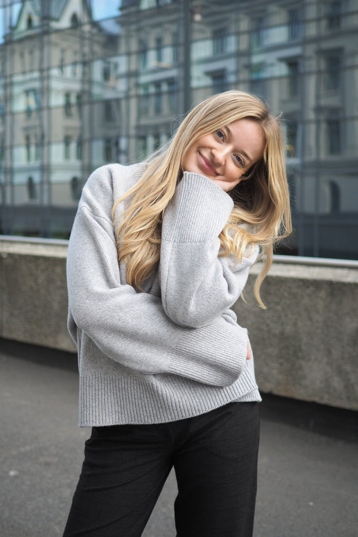 Dagmar - Wool Crewneck Light Grey