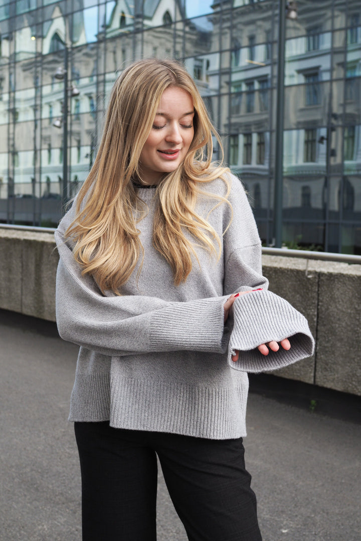 Dagmar - Wool Crewneck Light Grey