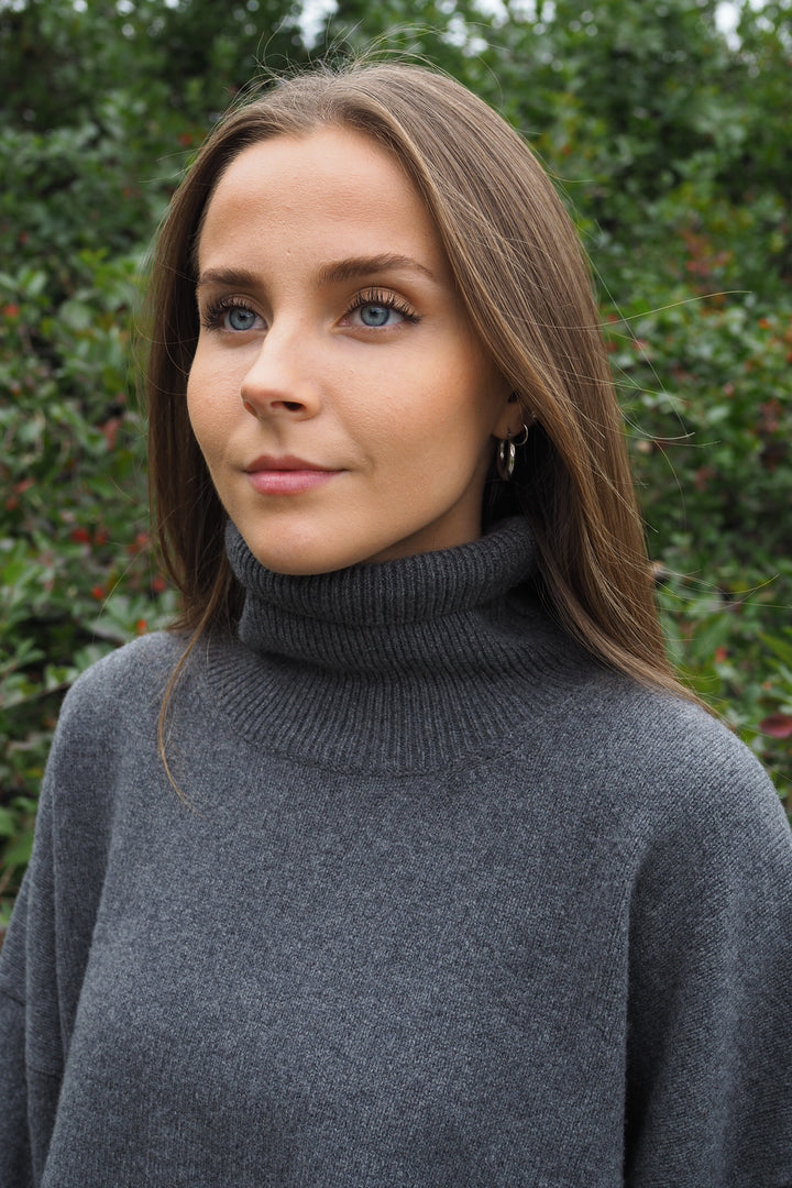 Skall Studio - Dello t-neck