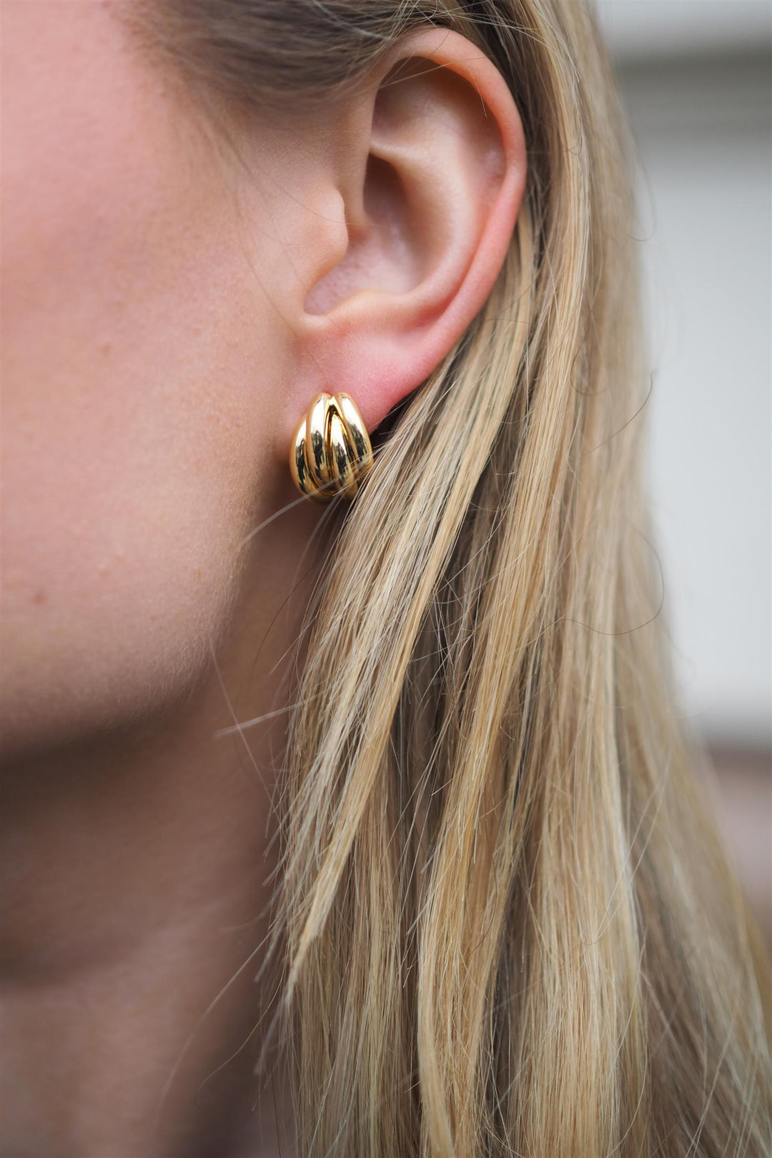 Anine Bing - Knot Earrings