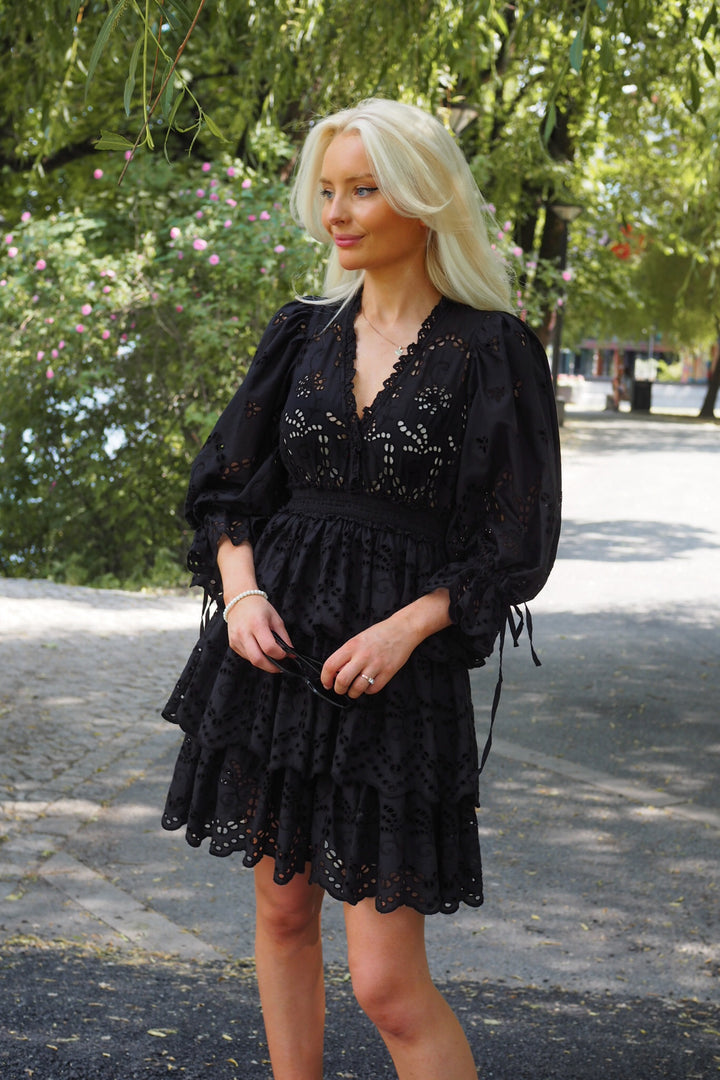 BYTIMO -  Broderie Anglaise Flounce Dress