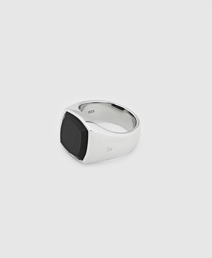 Tom Wood Shelby Ring Polished Black Onyx